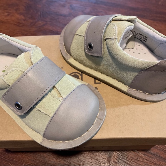 PIPIT $55 Suede Leather Designer Shoes Walking - Picture 4 of 8